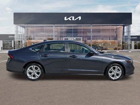 Used 2024 Honda Accord LX image 3