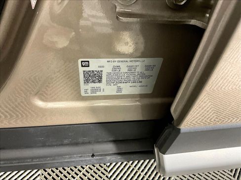 Used 2023 Cadillac XT4 Premium Luxury AWD/4WD image 19