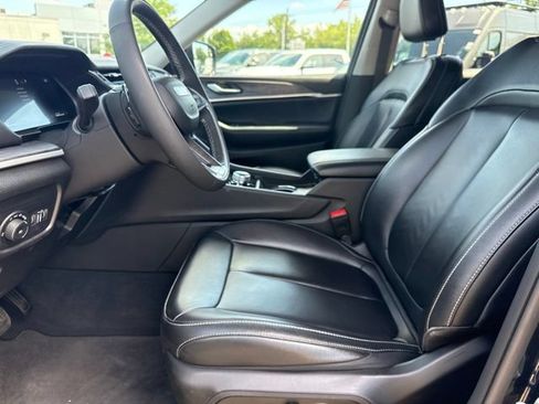 Used 2023 Jeep Grand Cherokee L Limited AWD/4WD image 22