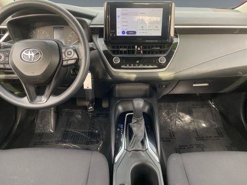 Used 2023 Toyota Corolla LE image 11