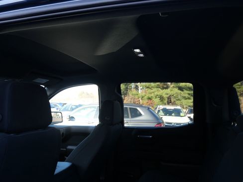 Used 2020 Chevrolet Silverado 1500 Custom w/ Custom Value Package image 20