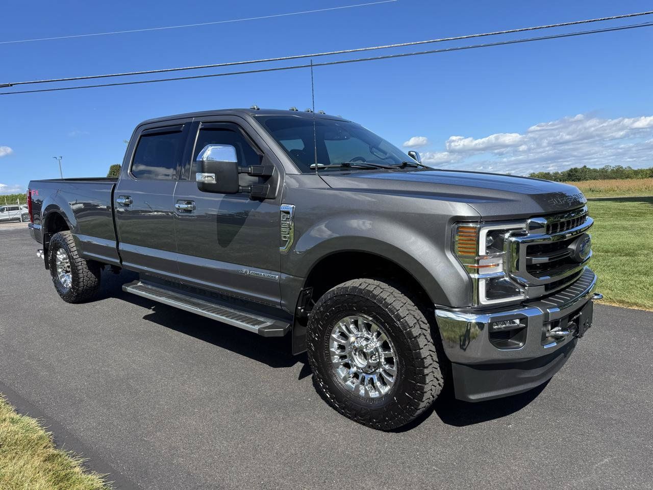 Used 2022 Ford F350 Lariat w/ Lariat Ultimate Package AWD/4WD image 5