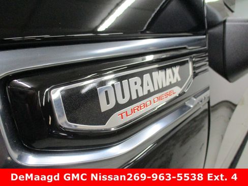 New 2026 GMC Sierra 1500 AT4 w/ AT4 Premium Package image 12