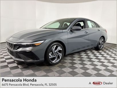 Used 2025 Hyundai Elantra SEL