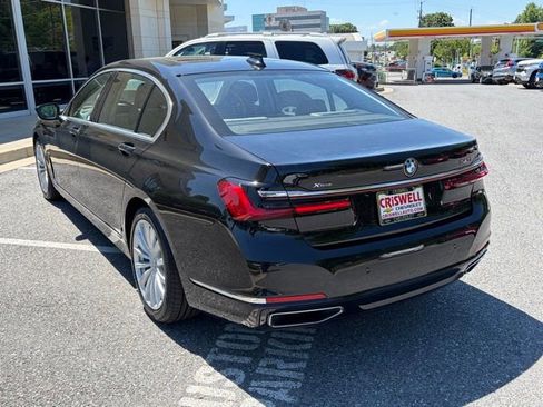 Used 2022 BMW 740i xDrive AWD/4WD image 5