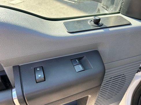 Used 2016 Ford F550 4x4 Regular Cab Super Duty image 20