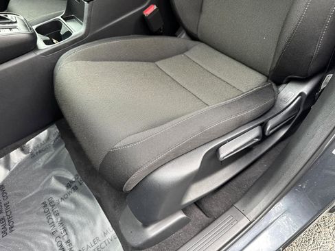 Certified 2025 Honda CR-V LX image 16