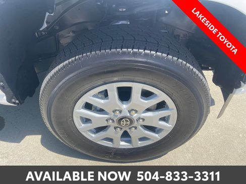 Certified 2026 Toyota Tacoma SR5 AWD/4WD image 12