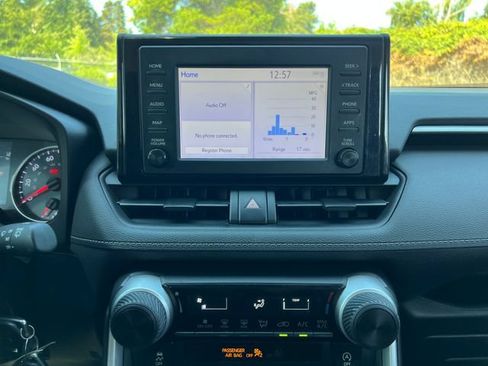 Used 2019 Toyota RAV4 LE w/ All Weather Liner Package AWD/4WD image 22