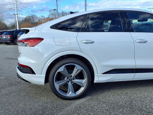 New 2025 Audi Q4 e-tron Premium Plus AWD/4WD image 5