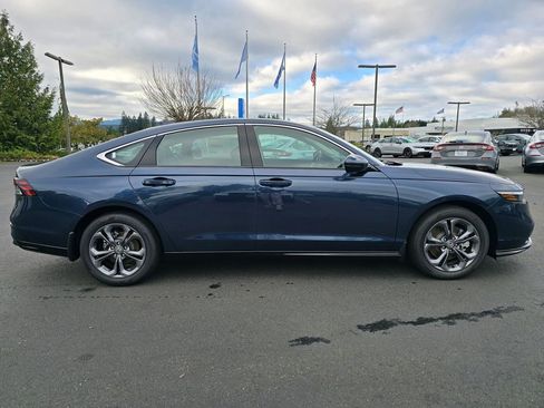 New 2025 Honda Accord EX-L image 24