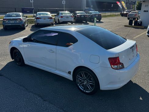 Used 2013 Scion tC BASE image 4