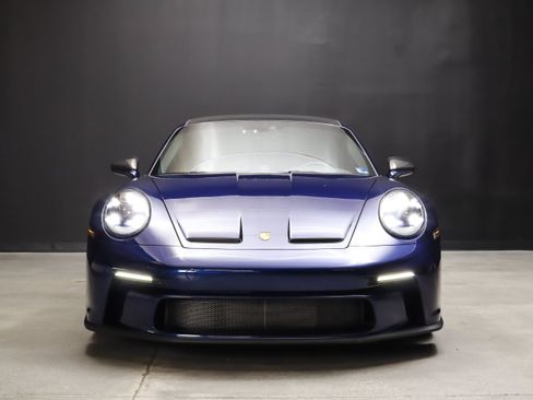 Certified 2023 Porsche 911 GT3 RWD image 5