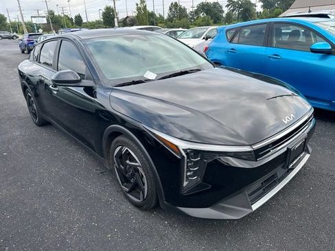 Used 2025 Kia K4 EX FWD image 3