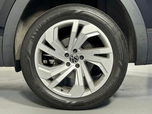 Used 2023 Volkswagen Atlas SE w/ Panoramic Sunroof Package AWD/4WD image 38