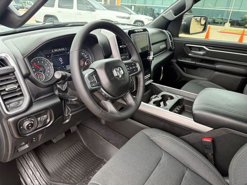 New 2026 RAM 1500 4x4 Crew Cab image 11