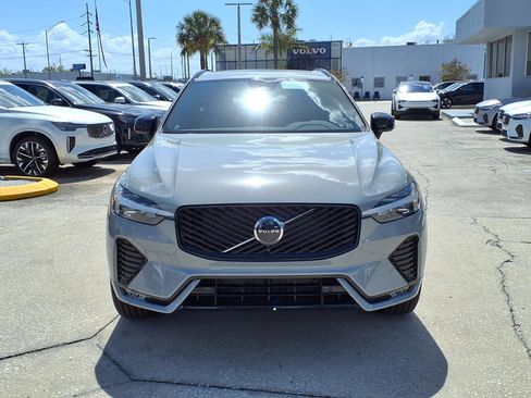 New 2026 Volvo XC60 B5 Core w/ Protection Package Premier AWD/4WD image 2