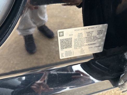 Used 2019 Cadillac Escalade ESV Platinum image 37