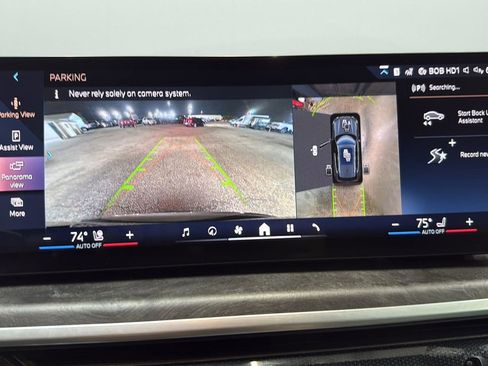 Used 2024 BMW X5 xDrive40i w/ Premium Package image 17