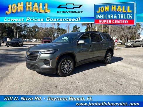 Certified 2023 Chevrolet Traverse LT image 2