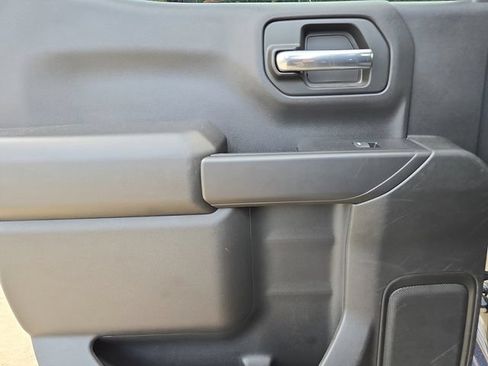 Used 2023 Chevrolet Silverado 1500 Custom AWD/4WD image 19