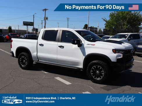 Used 2022 Chevrolet Silverado 1500 ZR2 w/ Technology Package AWD/4WD image 1
