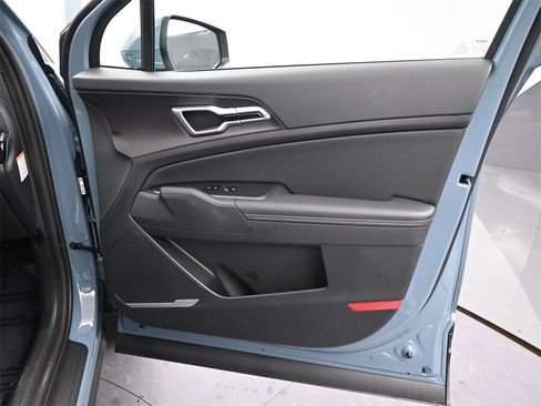 New 2026 Kia Sportage AWD Hybrid image 23