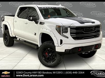 New 2025 GMC Sierra 1500 AT4 w/ AT4 Premium Package