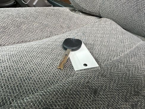 Used 2017 Chevrolet Express 3500 image 22