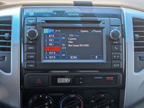 Used 2013 Toyota Tacoma PreRunner w/ TRD Off-Road Pkg RWD image 13