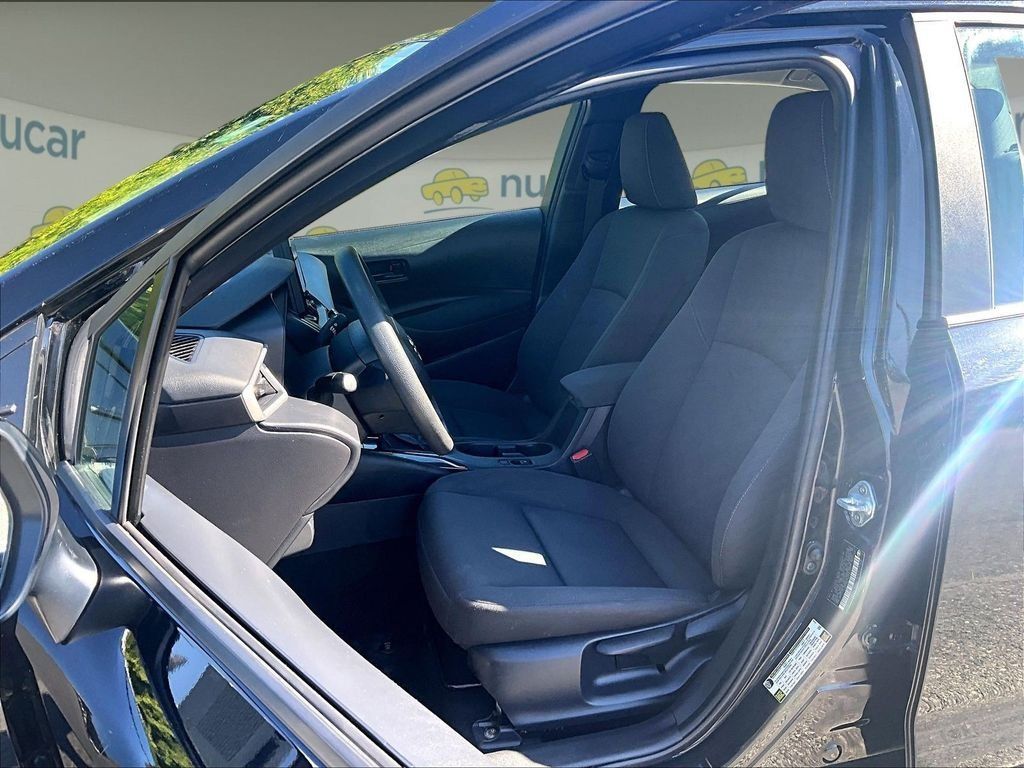 Used 2024 Toyota Corolla LE FWD image 10