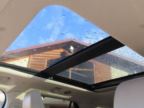 Used 2021 Ford Explorer Limited w/ Hybrid Equipment Group 310A image 24