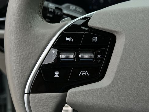 Used 2023 Kia Niro Wave w/ Wave Preserve Package FWD image 22