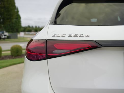 New 2026 Mercedes-Benz GLC 350e 4MATIC image 12