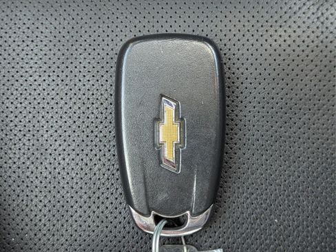 Used 2020 Chevrolet Equinox Premier AWD/4WD image 33