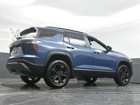 New 2026 Chevrolet Equinox LT w/ Midnight Edition image 11