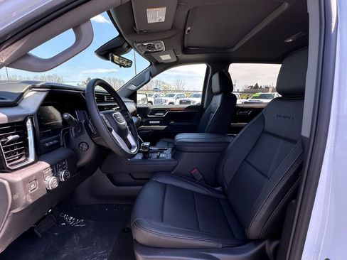 New 2026 GMC Sierra 1500 Denali w/ Denali Reserve Package AWD/4WD image 14