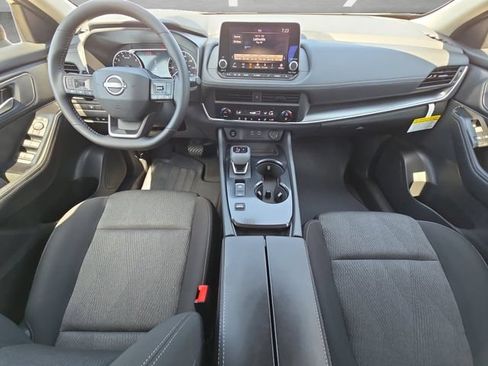 New 2026 Nissan Rogue SV FWD image 20