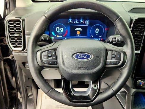 Used 2024 Ford Ranger Lariat AWD/4WD image 13
