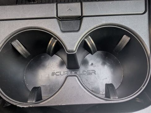 Used 2024 Toyota Prius LE image 21