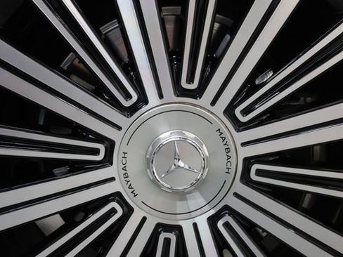 Used 2026 Mercedes-Benz Maybach GLS 600 4MATIC image 81