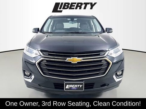 Used 2019 Chevrolet Traverse LT image 2