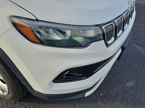 Used 2022 Jeep Compass Limited image 30