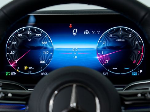 Used 2026 Mercedes-Benz GLS 450 4MATIC image 18