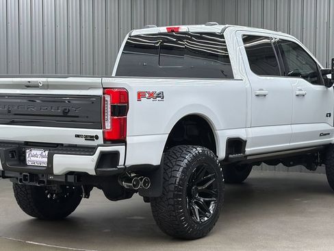 Used 2026 Ford F250 Platinum AWD/4WD image 5