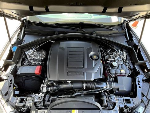 New 2026 Jaguar F-PACE R-Dynamic S image 11