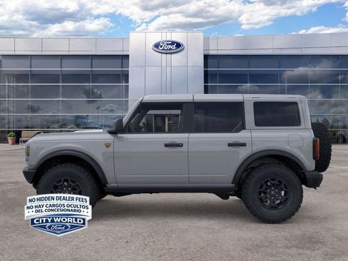 New 2026 Ford Bronco Badlands AWD/4WD image 3