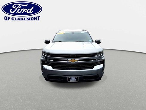 Used 2019 Chevrolet Silverado 1500 LT w/ Fleet Comfort Package AWD/4WD image 3