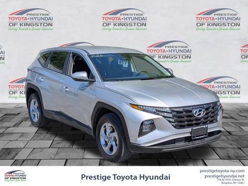 Certified 2024 Hyundai Tucson SE AWD/4WD image 1