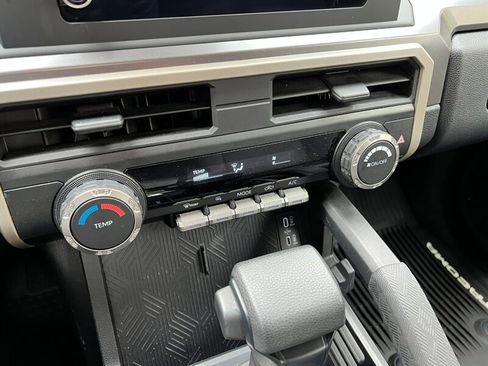 Used 2025 Toyota Tacoma SR5 image 35